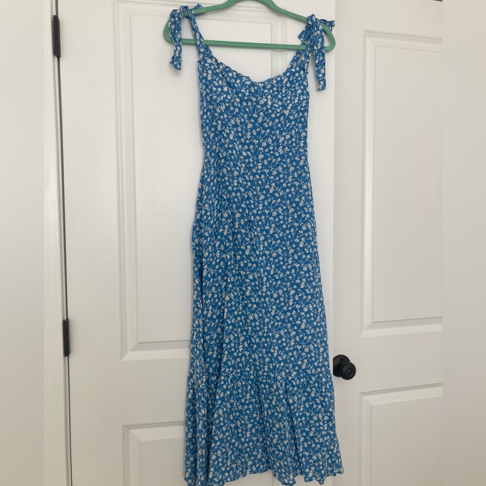 Reformation Nikita size 0 - only worn once! In perfect condition